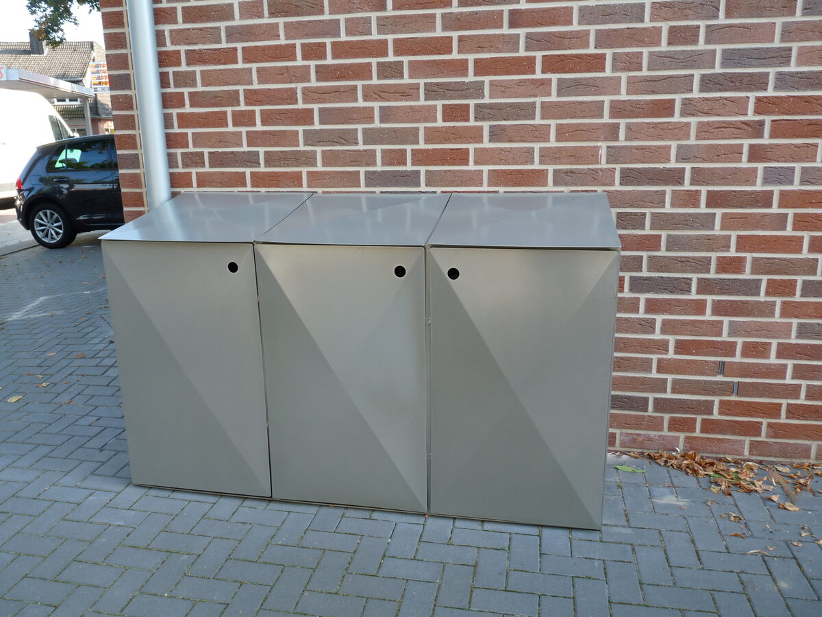 Mülltonnenbox 3
